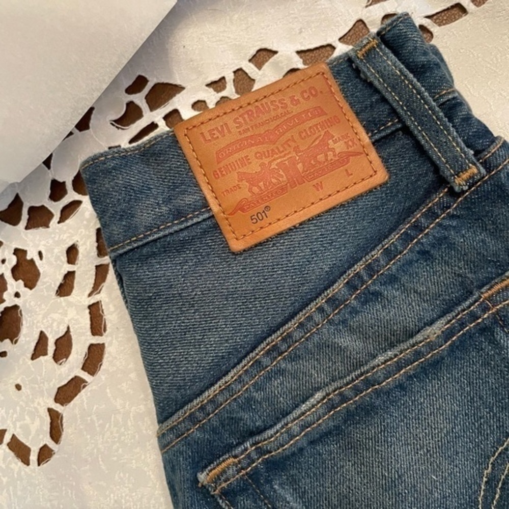 Levi’s 501 Highrise Blue Denim Shorts Cotton Size 23 - Picture 6 of 13